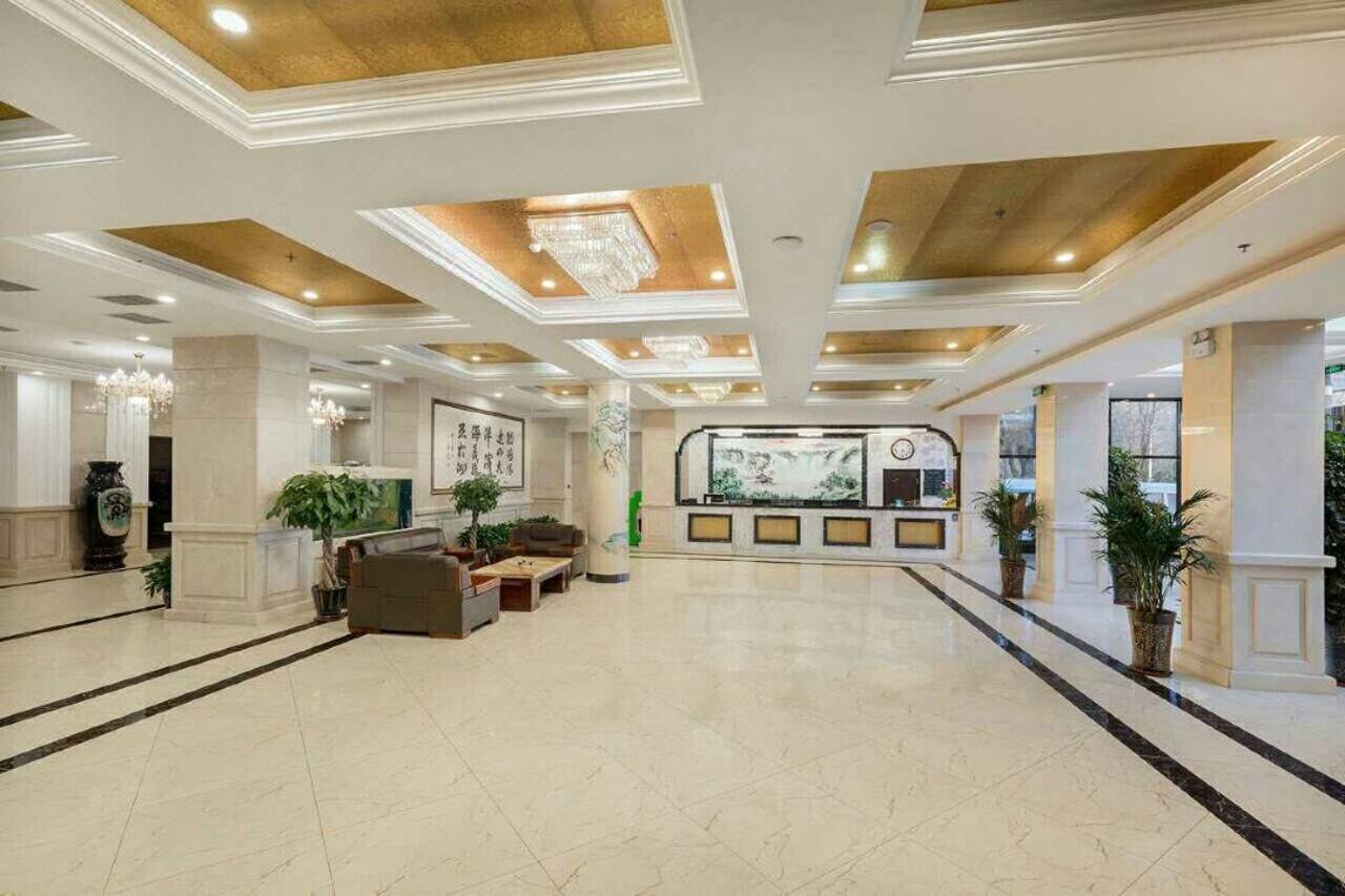 Dalian Binhai Building 外观 照片